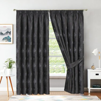 Curtains & Window Panels