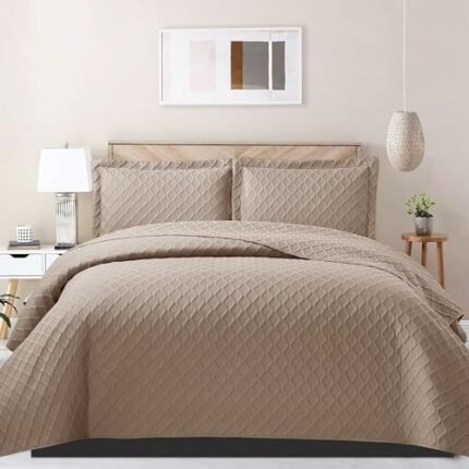 PHP Bedspread Bed Throws for Bedroom Decor - Decorative Embossed Diamond Check Pattern Quilted Fabric Reversible Quilt Bedspreads Coverlets with Pillow Cases (King, Mink)  Amazon.co.uk: Home & Kitchen